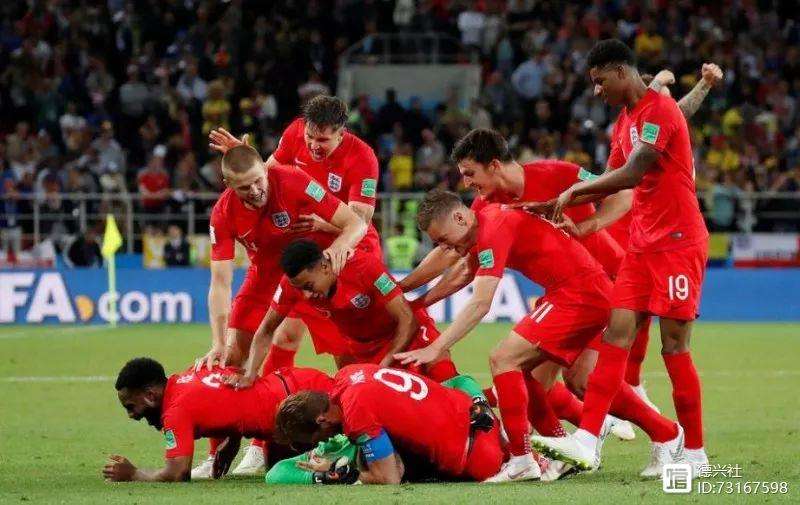 关于意大利平局告终，瑞典惊险晋级的信息