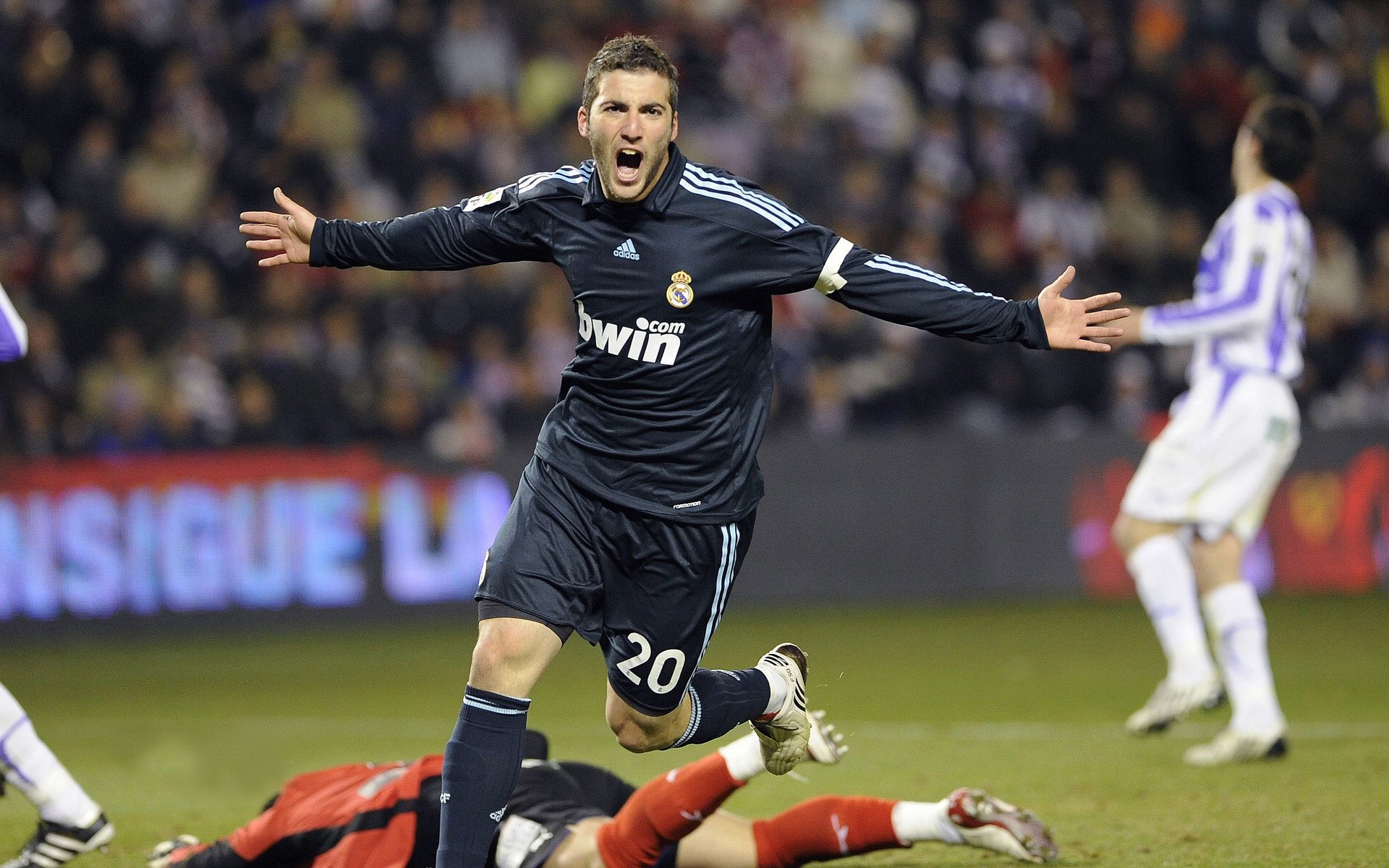 墨西哥击败巴黎，格列兹曼如何以节奏大师之姿带动全队