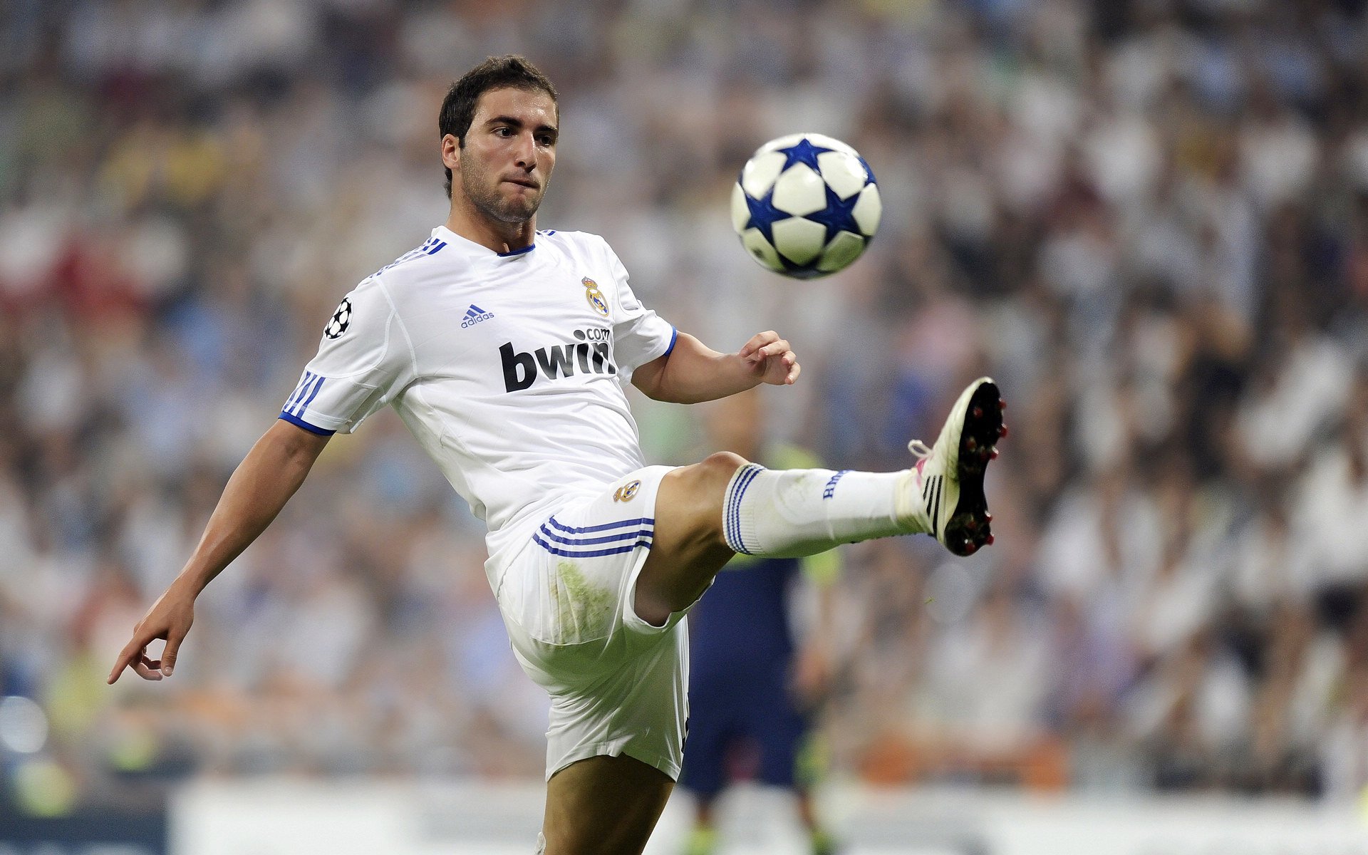 罗德里戈的节奏魔法,英格兰式掌控如何在意甲焦点战中驯服亚特兰大